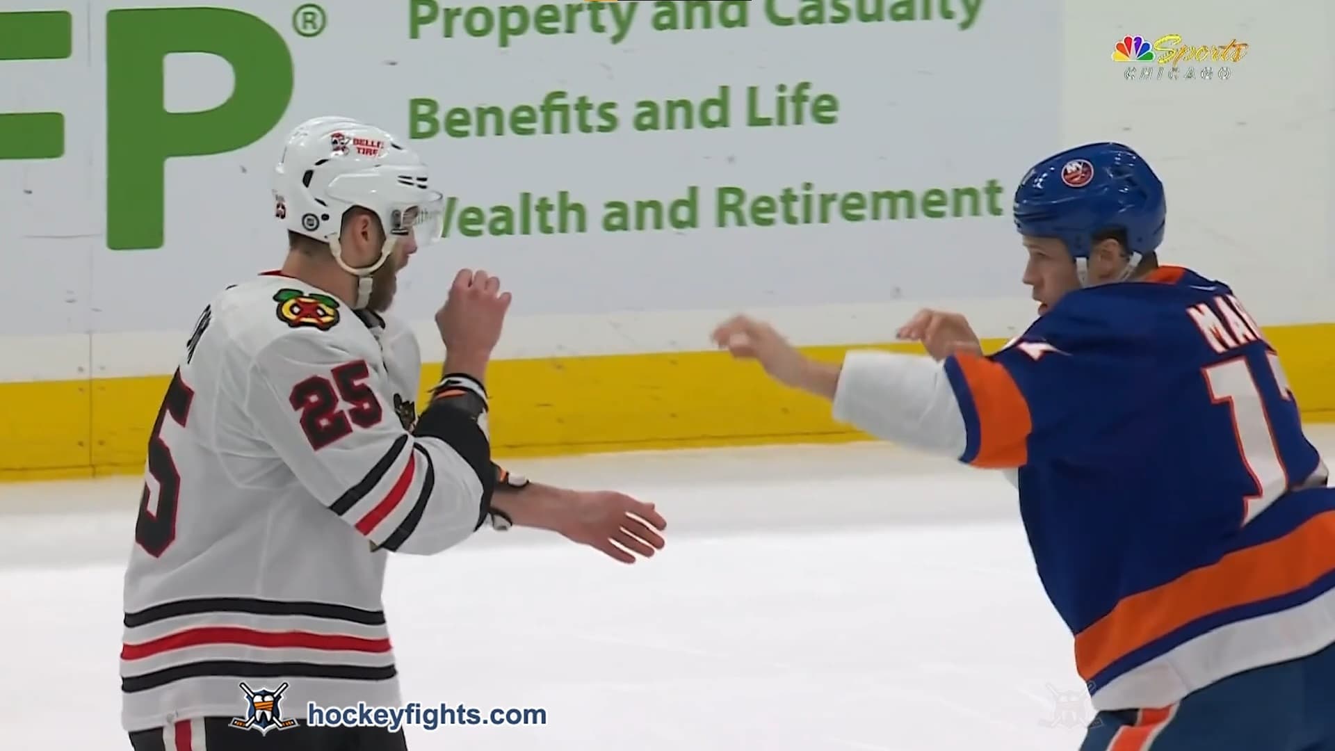 J. Tinordi (CHI) vs. M. Martin (NYI)