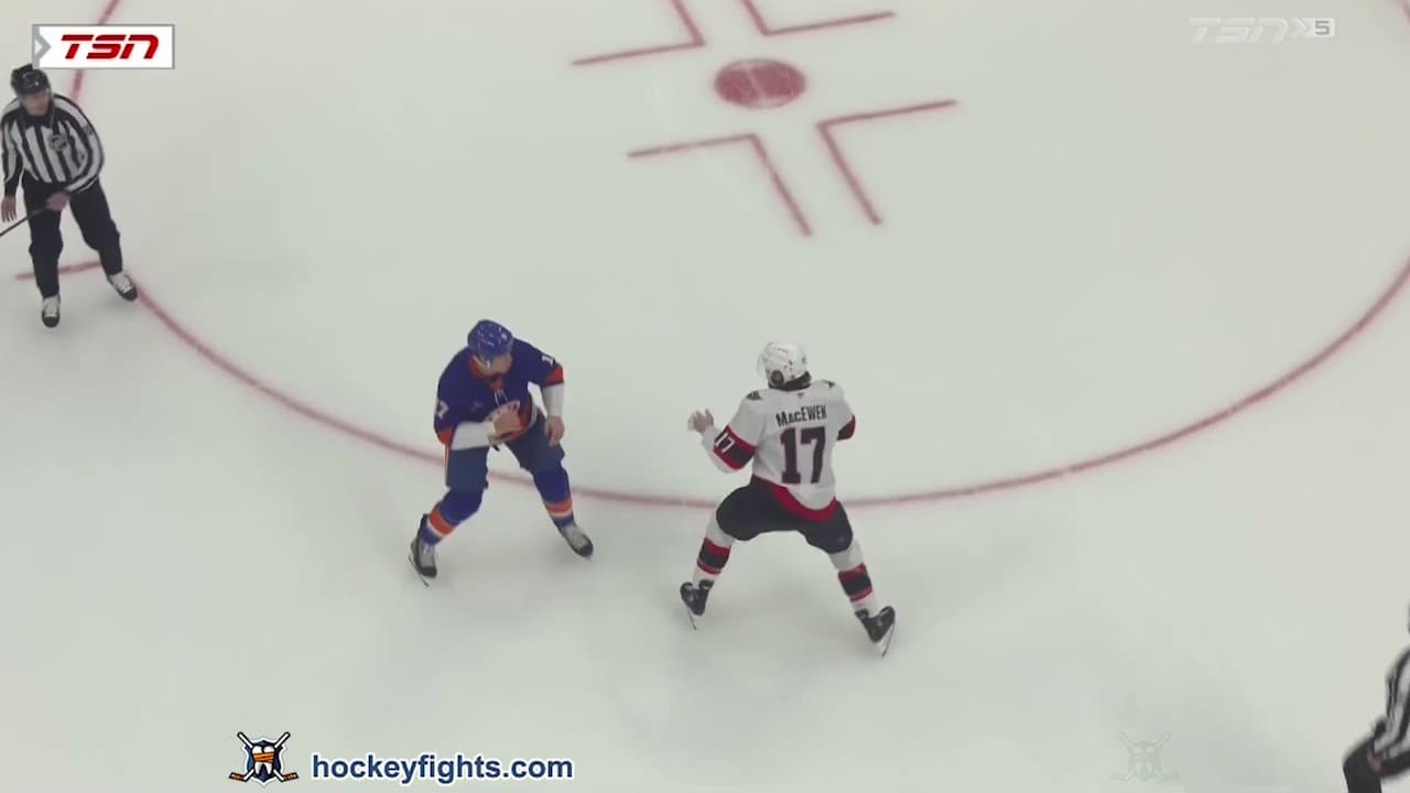 Z. MacEwen (OTT) vs. M. Martin (NYI)