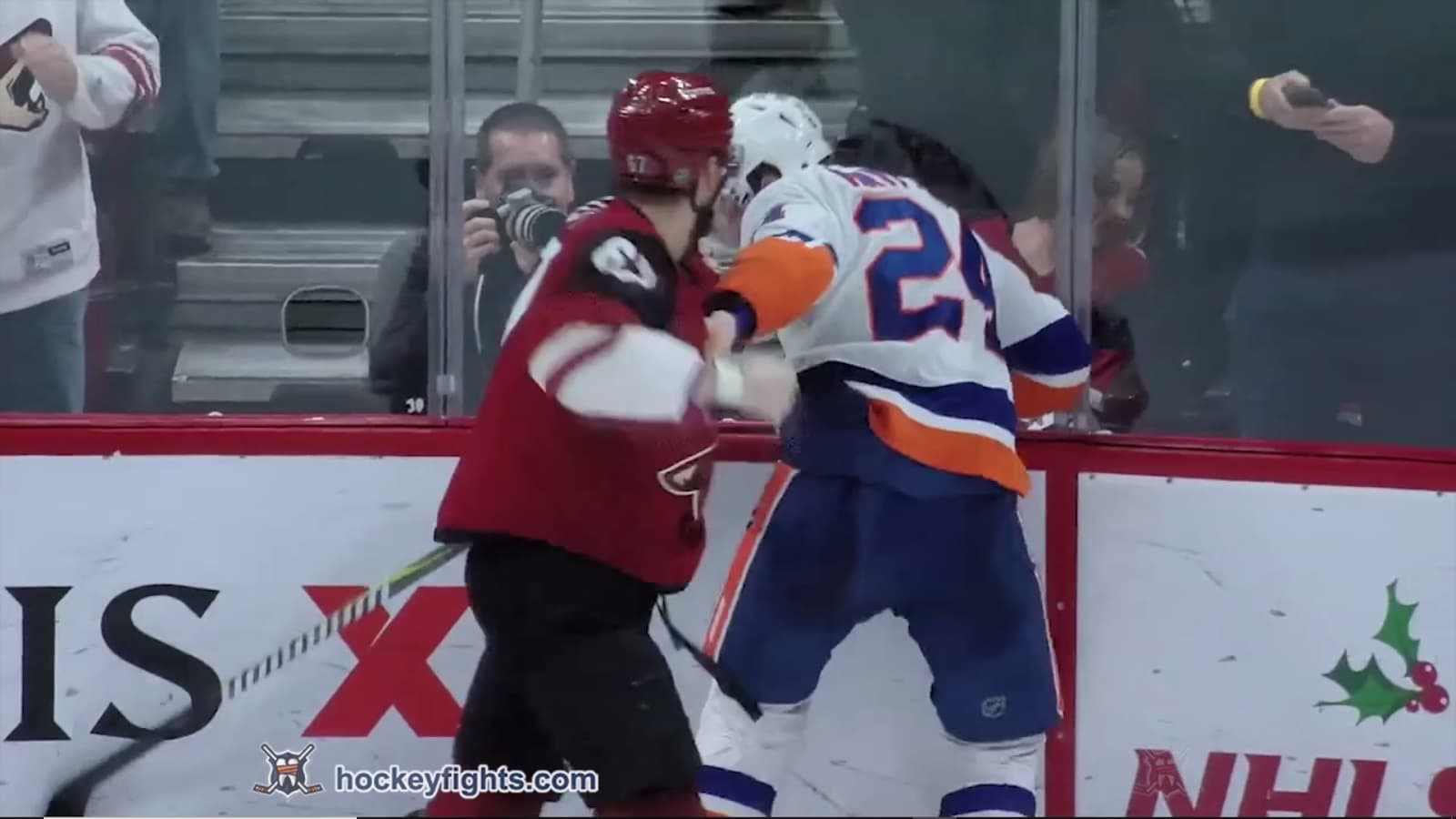 S. Mayfield (NYI) vs. L. Crouse (ARI)