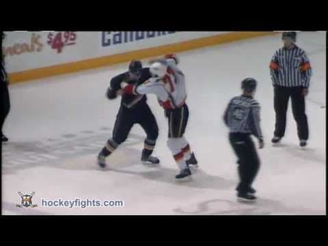 M. Clark (ANA) vs. R. Grantham (CGY)