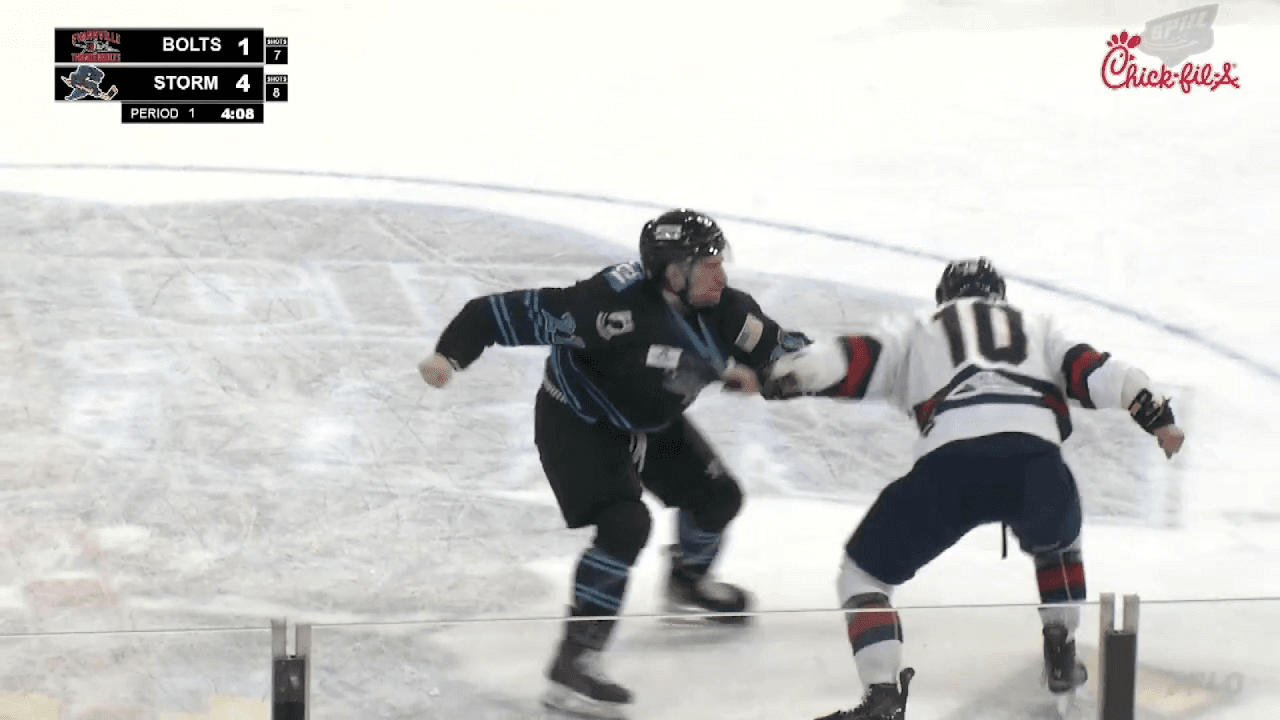 B. Adams (EVA) vs. N. Pennucci (QUA)