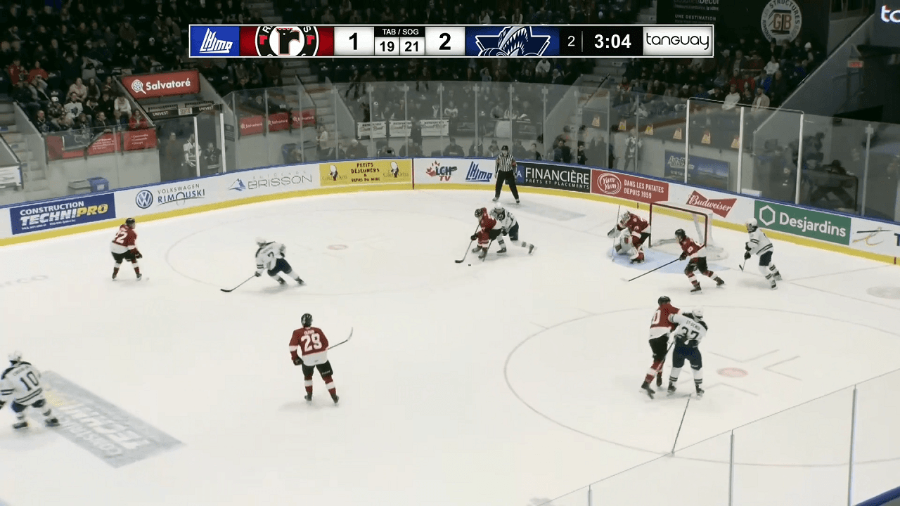 P. Valent (QCR) vs. M. St-Denis (RIM)