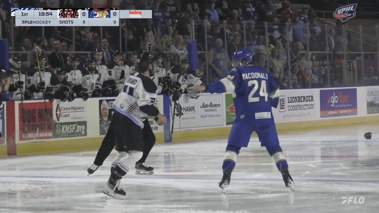 J. Maynard (MAC) vs. J. MacDonald (ROA)