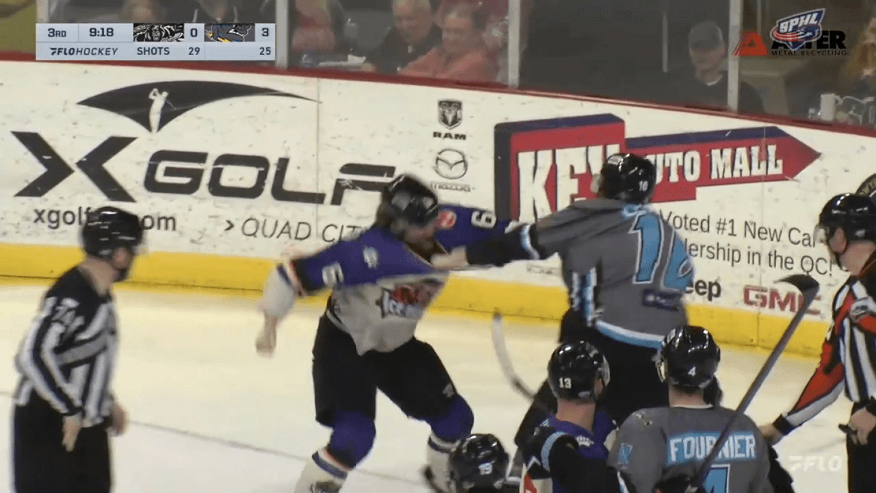 B. Dowler (KNX) vs. N. Levesque (QUA)