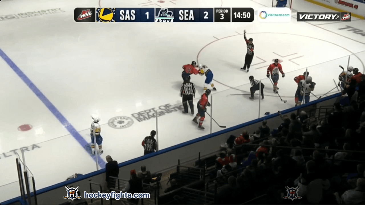 G. Clark (SAS) vs. B. Holberton (SEA)