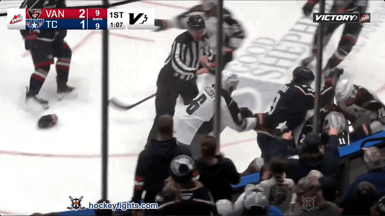 E. Mittelsteadt (VAN) vs. C. Koch (TRI)