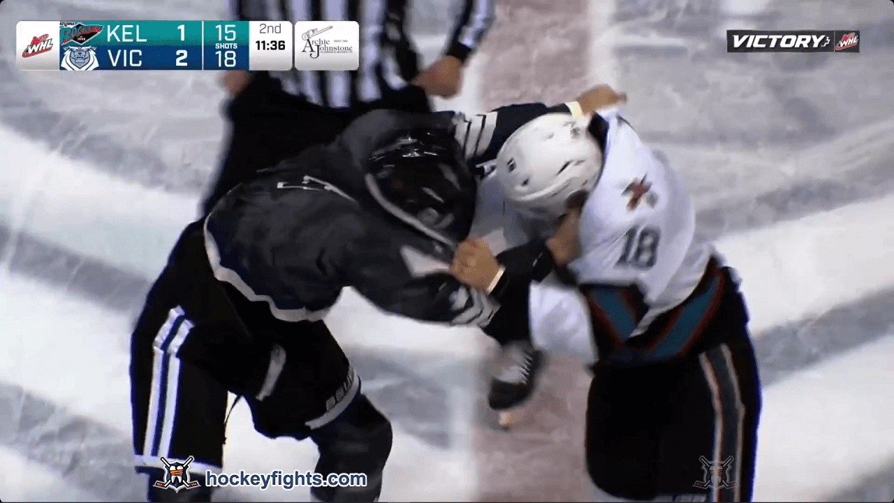 D. Gerwing (KEL) vs. S. Fryer (VIC)