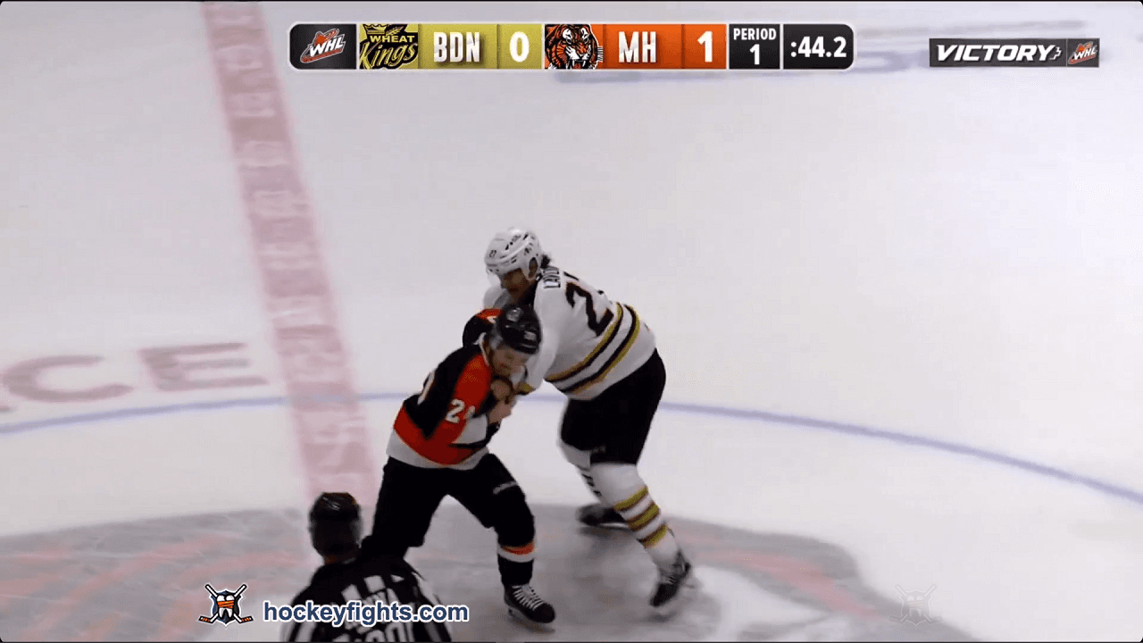 M. Lavoie (BRN) vs. C. Parr (MHT)