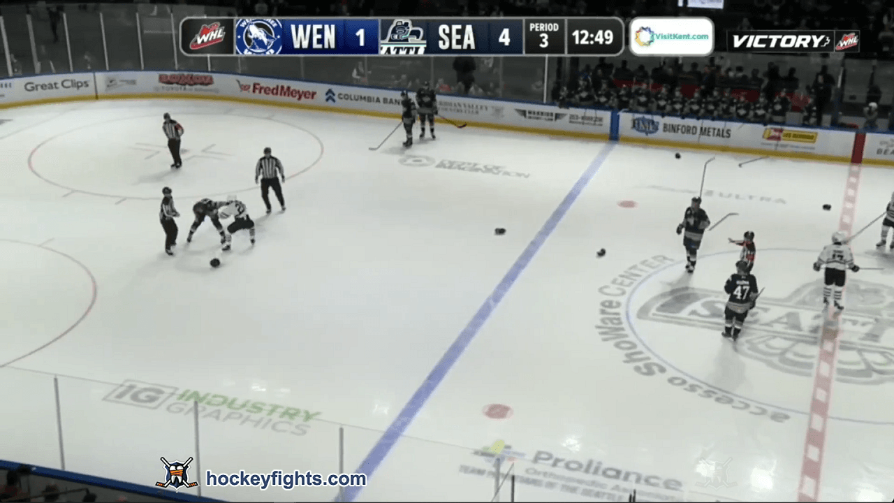 A. Andre (WEN) vs. S. Mayes (SEA)