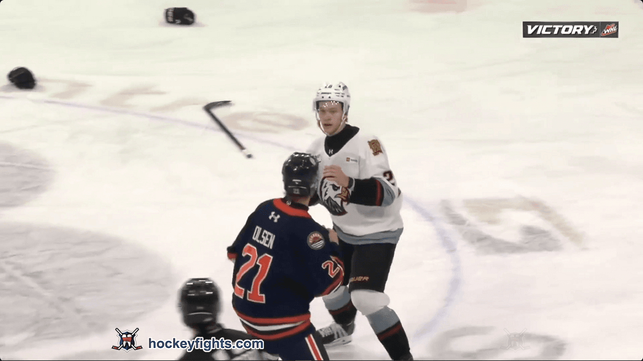 N. Brown (POR) vs. C. Olsen (KAM)