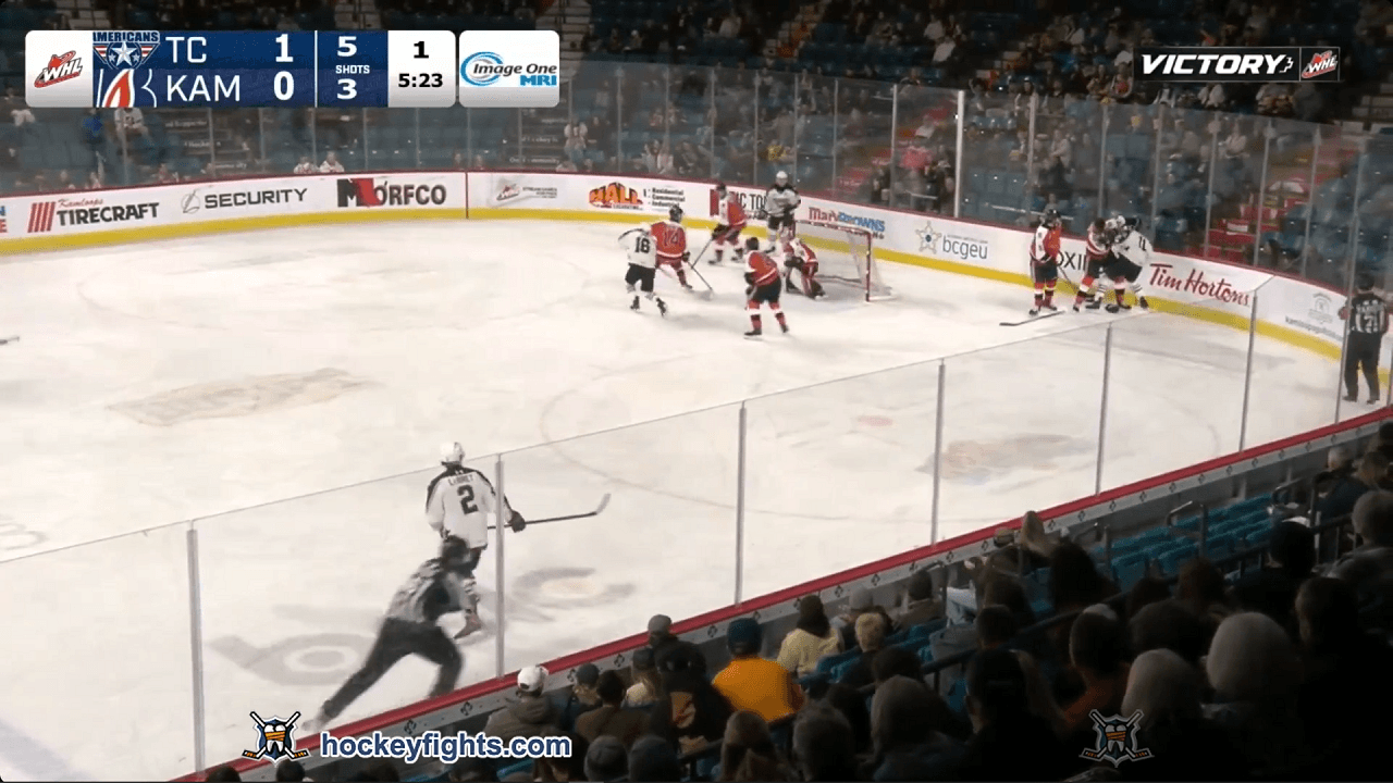 C. Koch (TRI) vs. R. Michael (KAM)