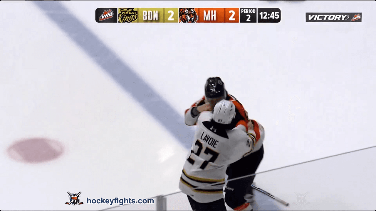 M. Lavoie (BRN) vs. N. Davidson (MHT)