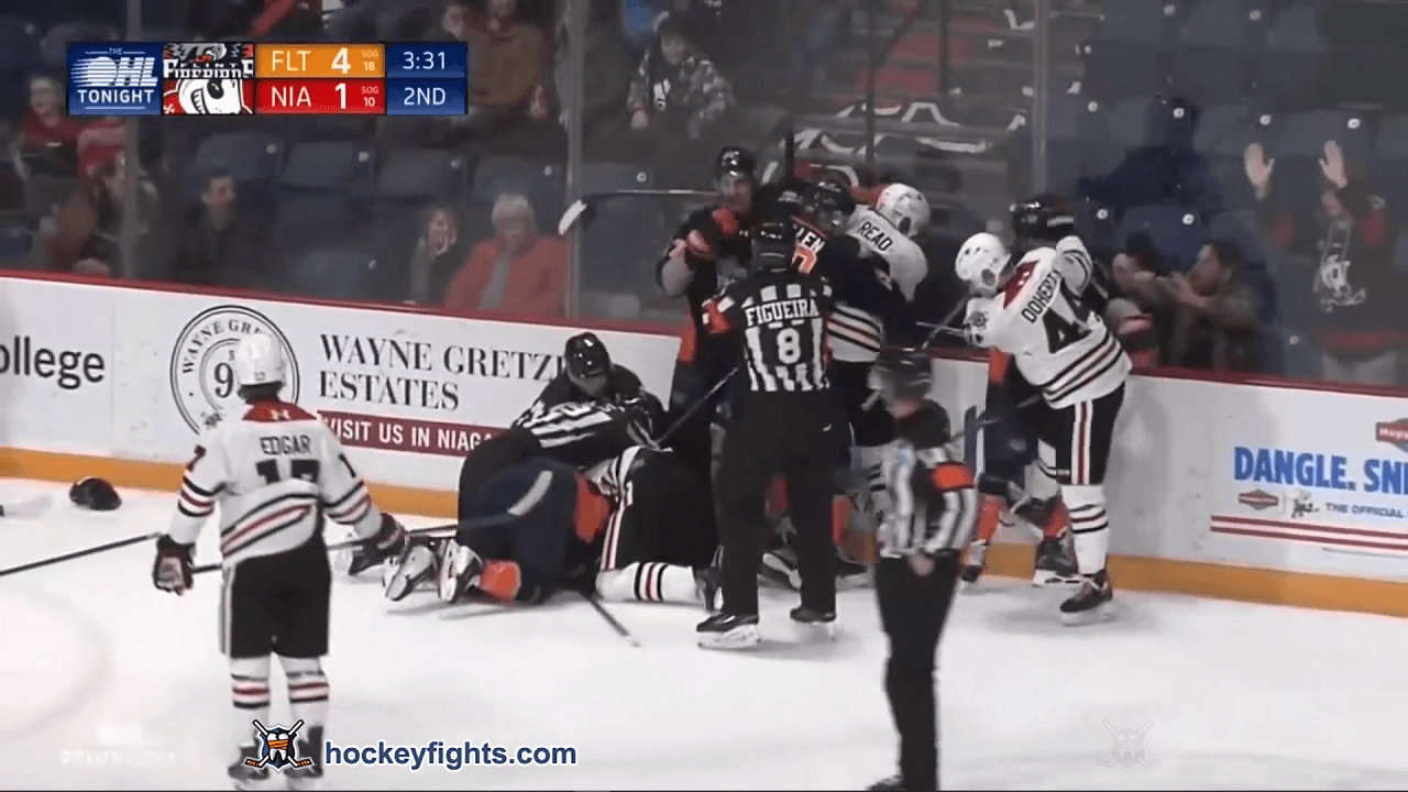 C. Hull (FLI) vs. B. Reisnecker (NIA)