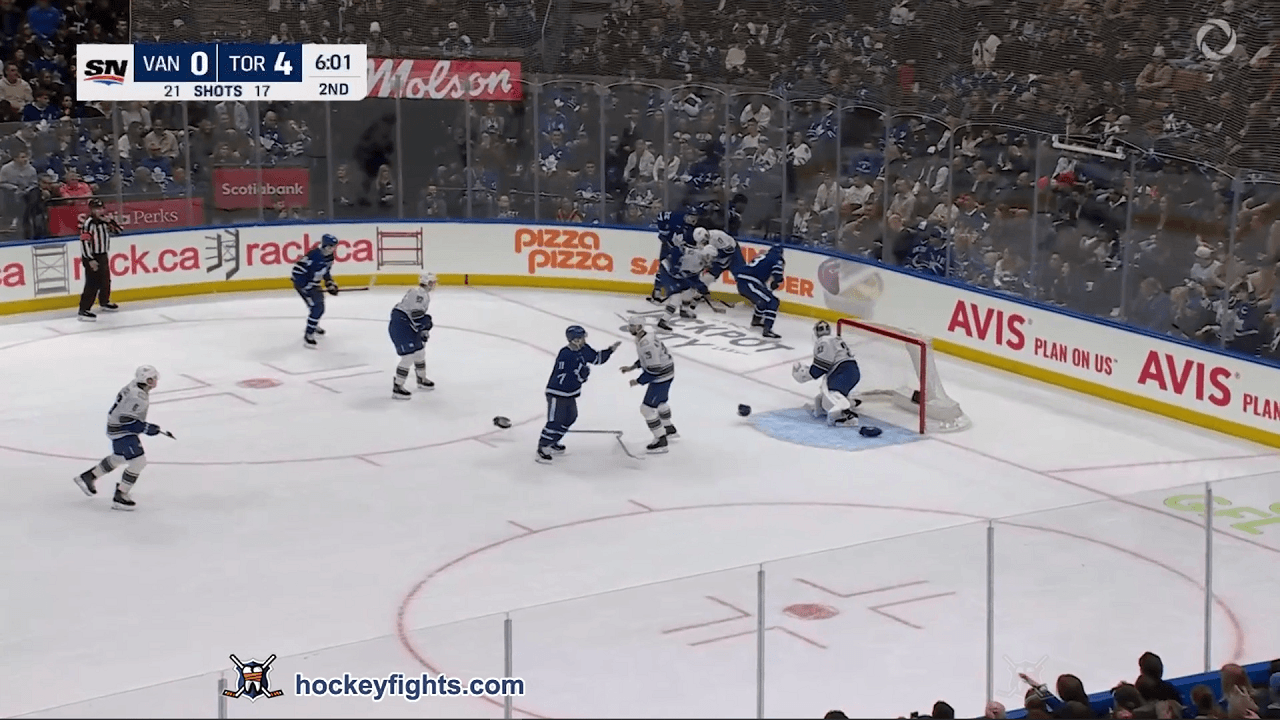 M. Pettersson (VAN) vs. M. Domi (TOR)