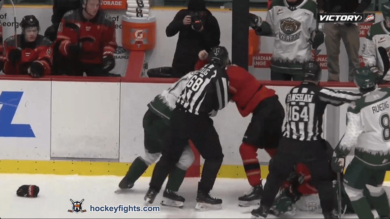 C. Schaefer (EVT) vs. A. Anisimov (PGC)