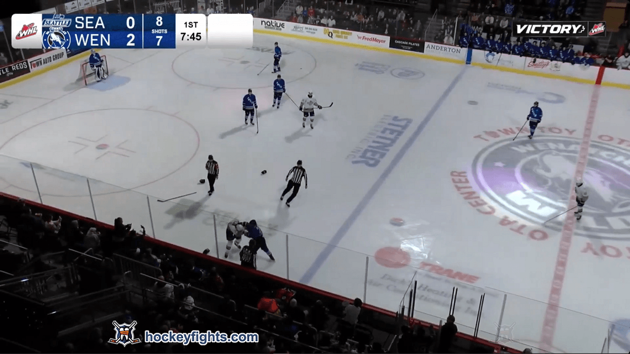 B. Holberton (SEA) vs. A. Andre (WEN)