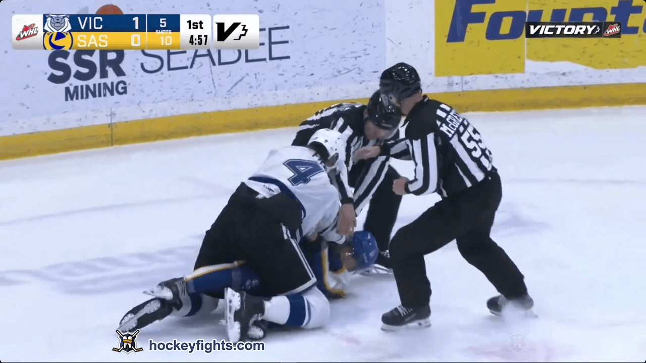 S. Fryer (VIC) vs. J. Martin (SAS)