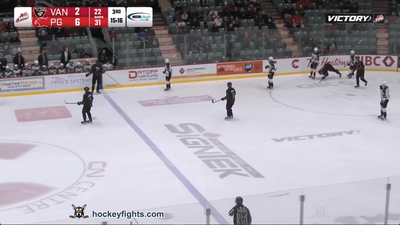 E. Mittelsteadt (VAN) vs. T. Parascak (PGC)