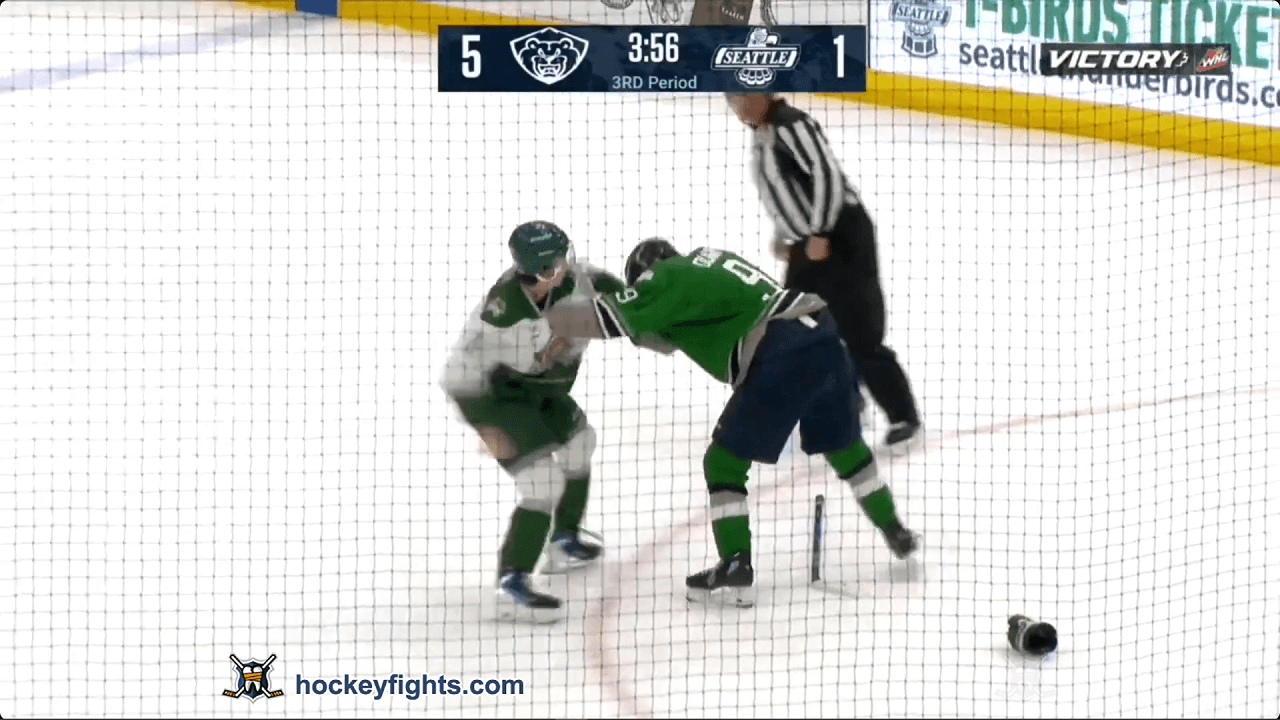 K. Ruedig (EVT) vs. C. Dunn (SEA)