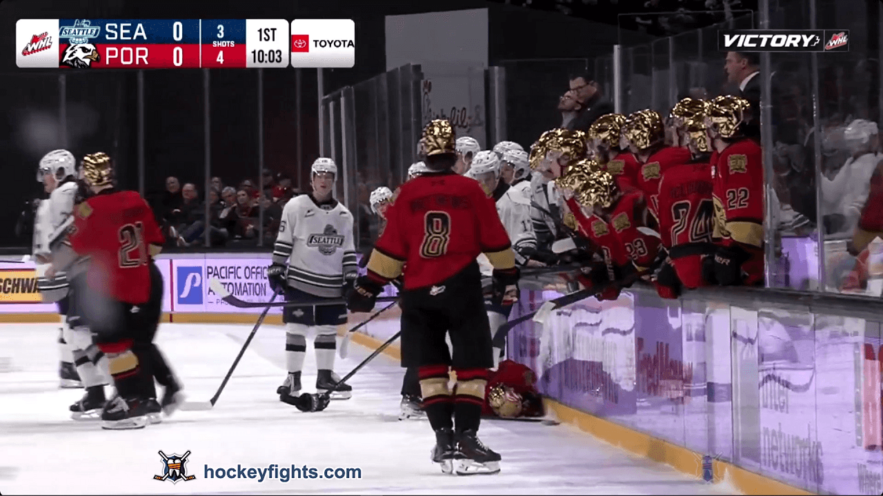 B. Holberton (SEA) vs. K. McDonough (POR)