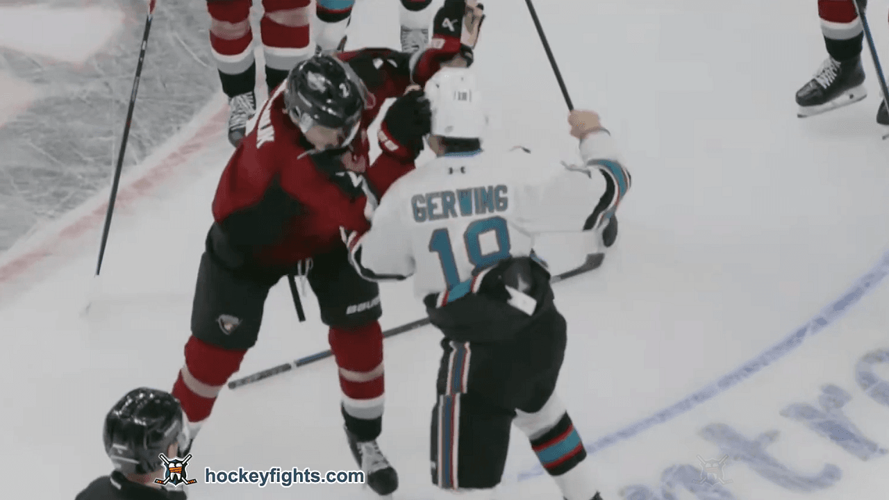D. Gerwing (KEL) vs. S. Humeniuk (VAN)