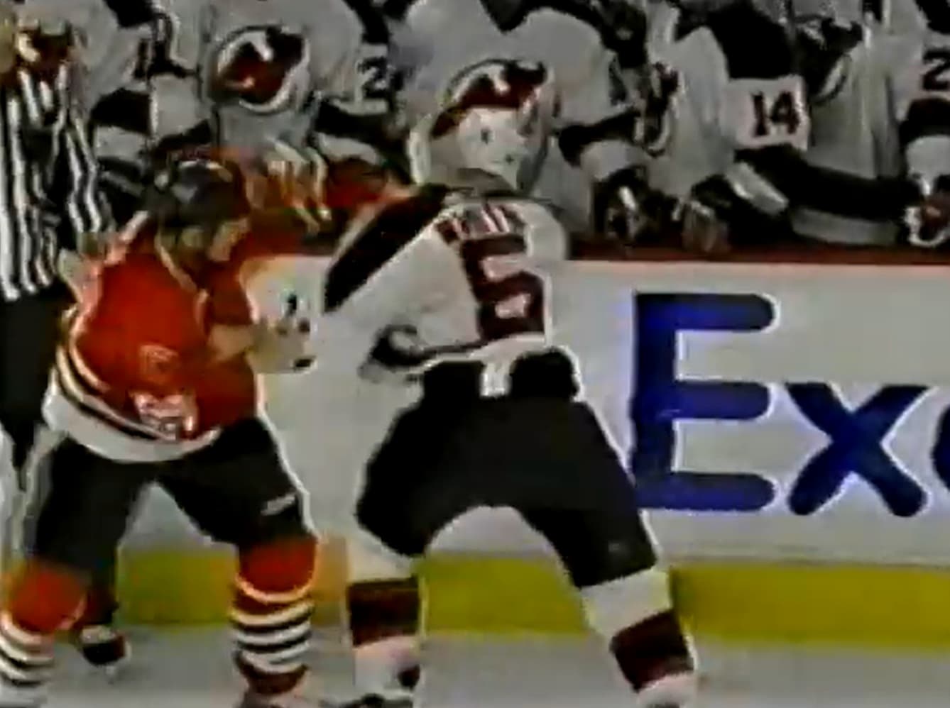 C. White (NJD) vs. T. Moen (CHI)