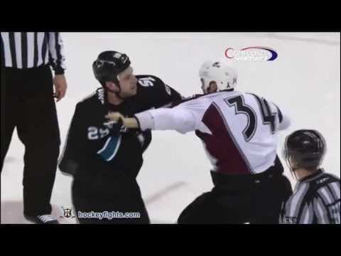 D. Winnik (COL) vs. R. Clowe (SJS)