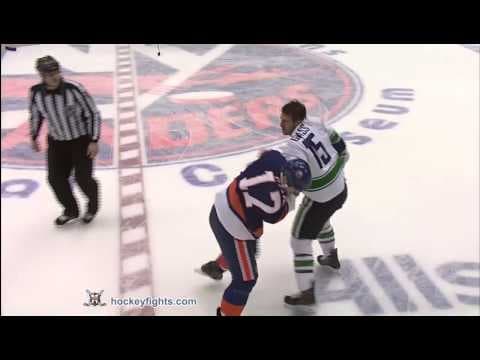 T. Glass (VAN) vs. M. Martin (NYI)