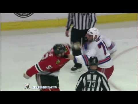 M. Rupp (NYR) vs. B. Bollig (CHI)