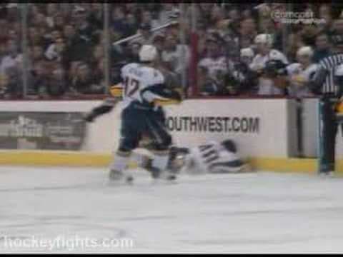 P. Gaustad (BUF) vs. A. Ovechkin (WAS)