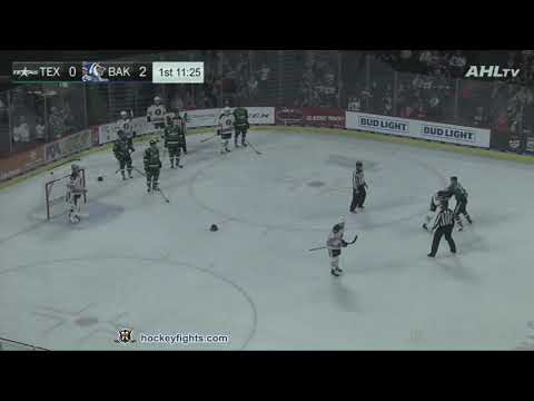 J. L'Esperance (TXS) vs. J. Currie (BAK)