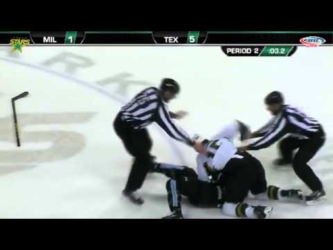 M. Liambas (MIL) vs. S. Glennie (TXS)