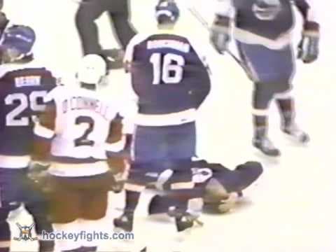 J. Kyte (WPG) vs. J. Kocur (DET)