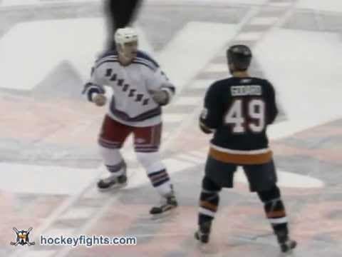 C. Orr (NYR) vs. E. Godard (NYI)