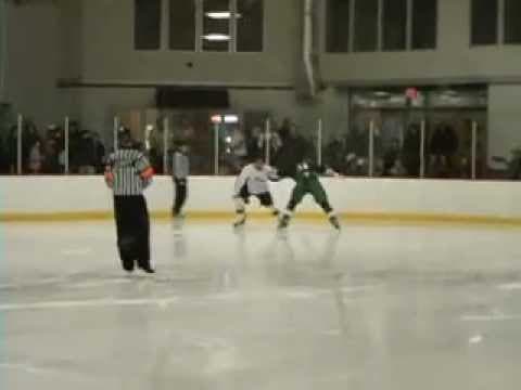 D. Amesbury (DNV) vs. M. James (VER)