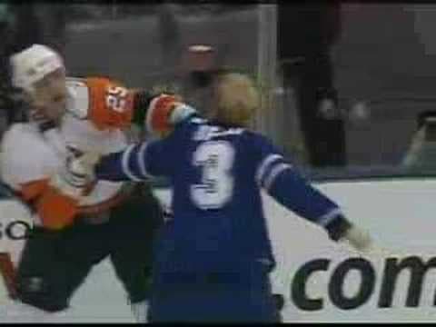 A. Sutton (NYI) vs. W. Belak (TOR)