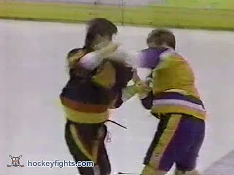 C. Coxe (VAN) vs. K. Baumgartner (LAK)