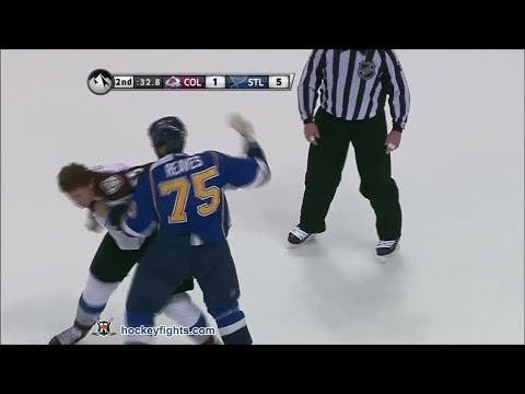 NHL: Reaves, Imama drop gloves in one of worst fights ever