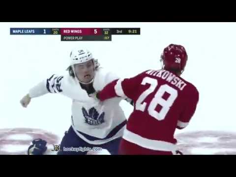 E. Clark (TOR) vs. L. Witkowski (DET)