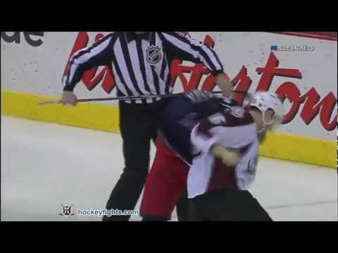 J. McClement (COL) vs. D. MacKenzie (CBJ)