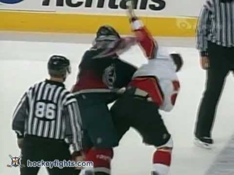 B. Ritchie (CAL) vs. K. Bieksa (VAN)