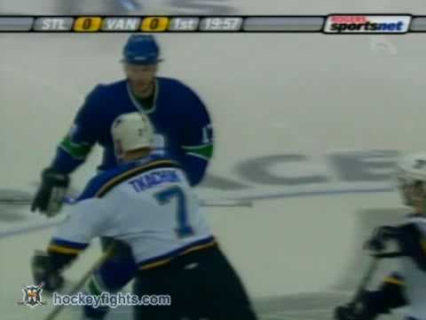 K. Tkachuk (STL) vs. R. Kesler (VAN)