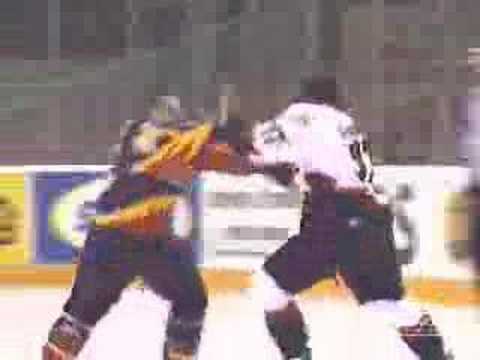 W. Simmonds (OSA) vs. M. Liambas (ERI)