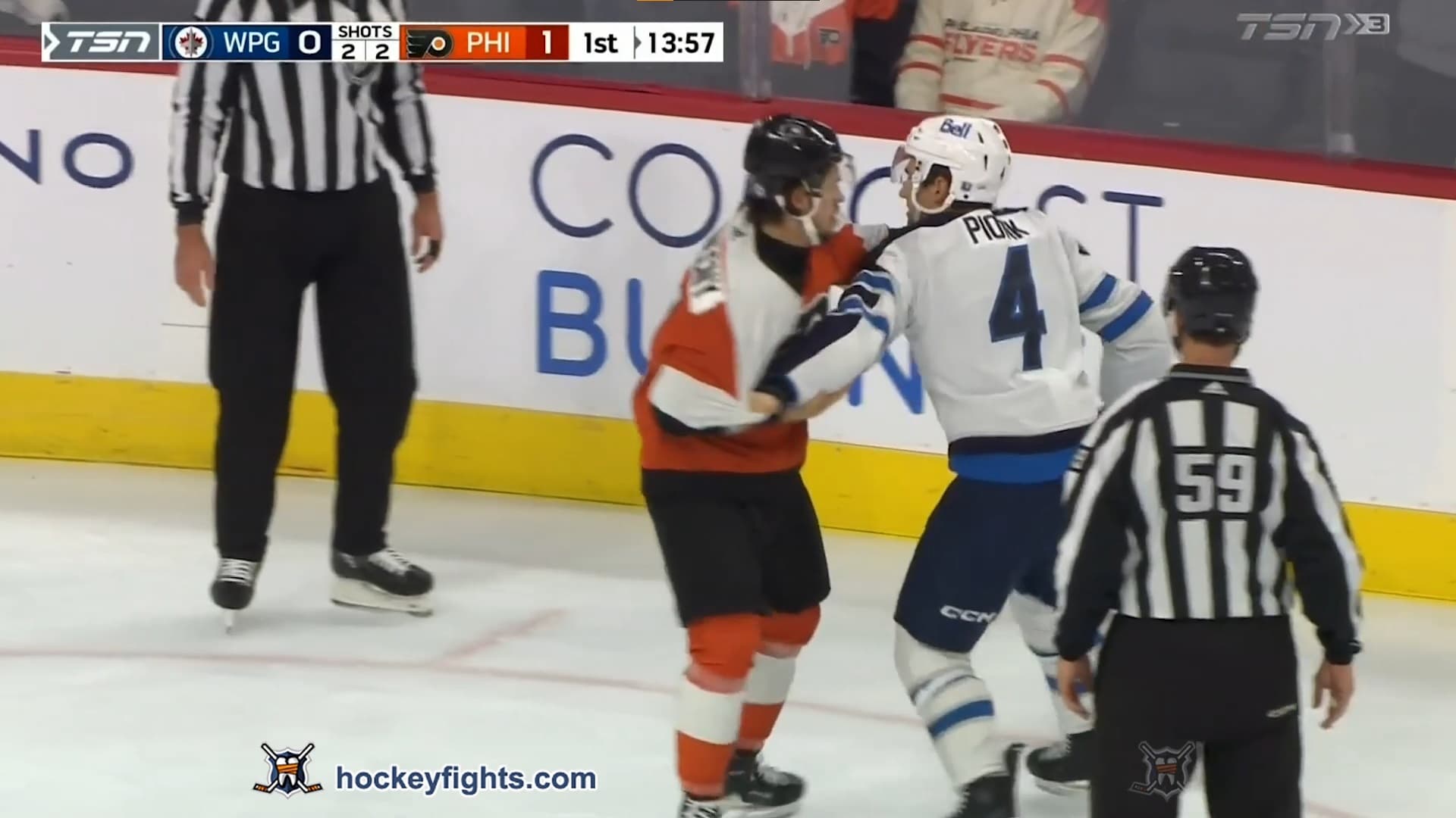 N. Pionk (WPG) vs. T. Konecny (PHI)