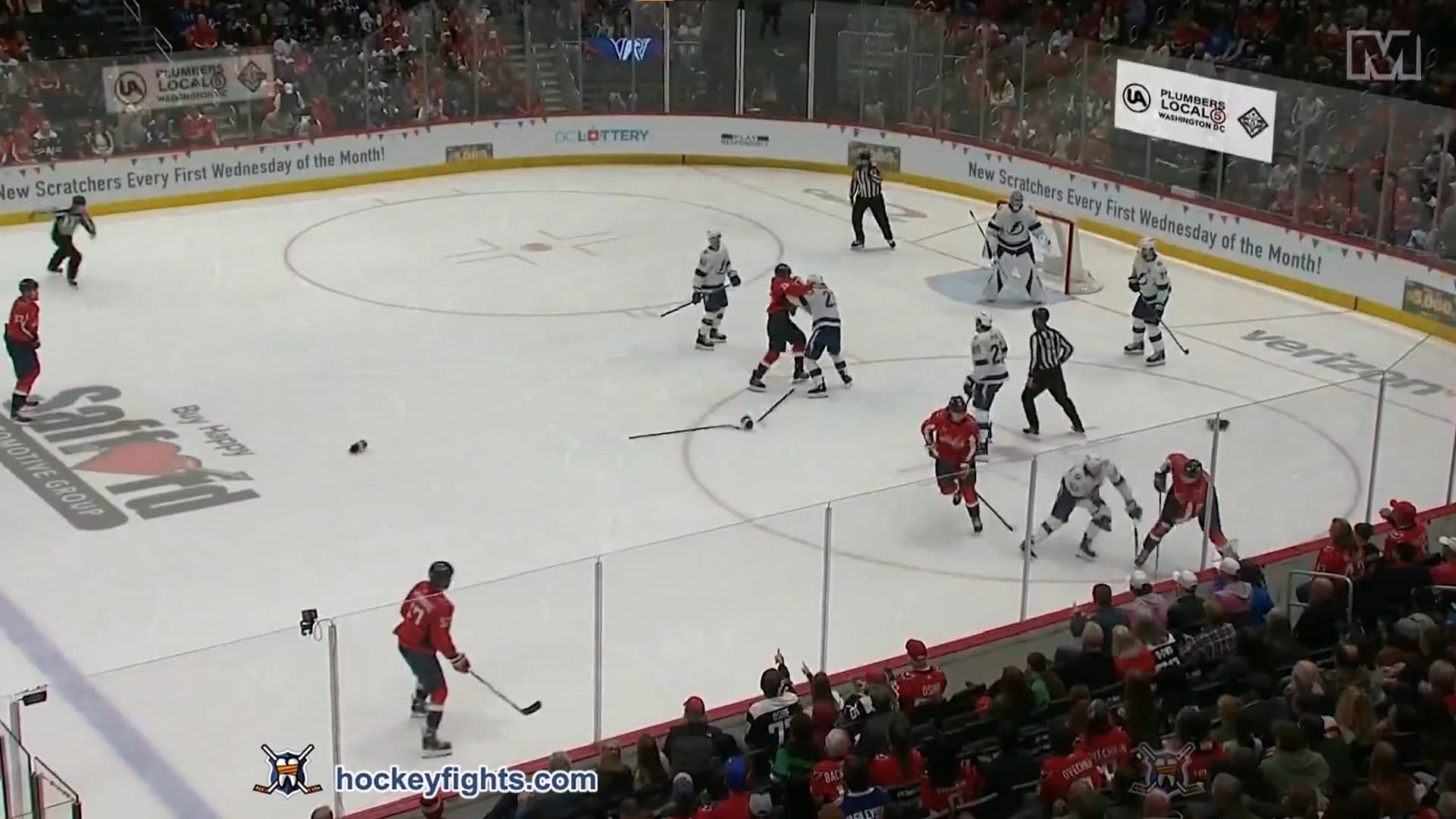 M. Eyssimont (TBL) vs. N. Dowd (WSH)