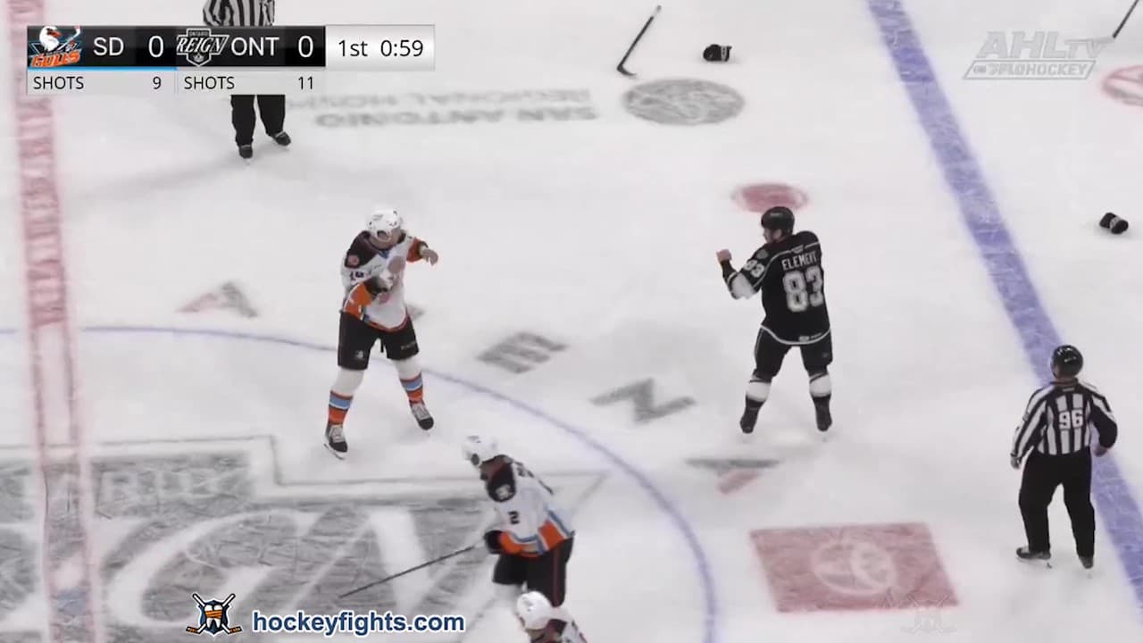 T. Howe (SDG) vs. S. Element (ONT)