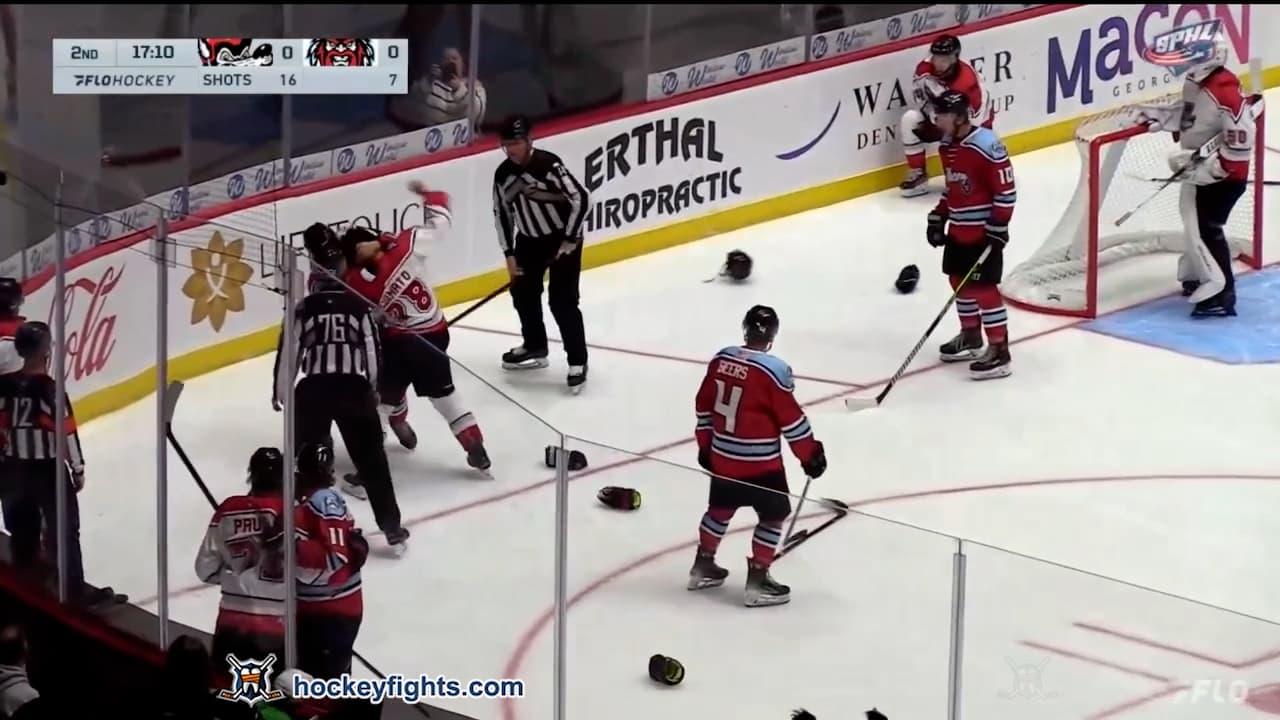 C. Reginato (HSV) vs. T. Grasby (MAC)