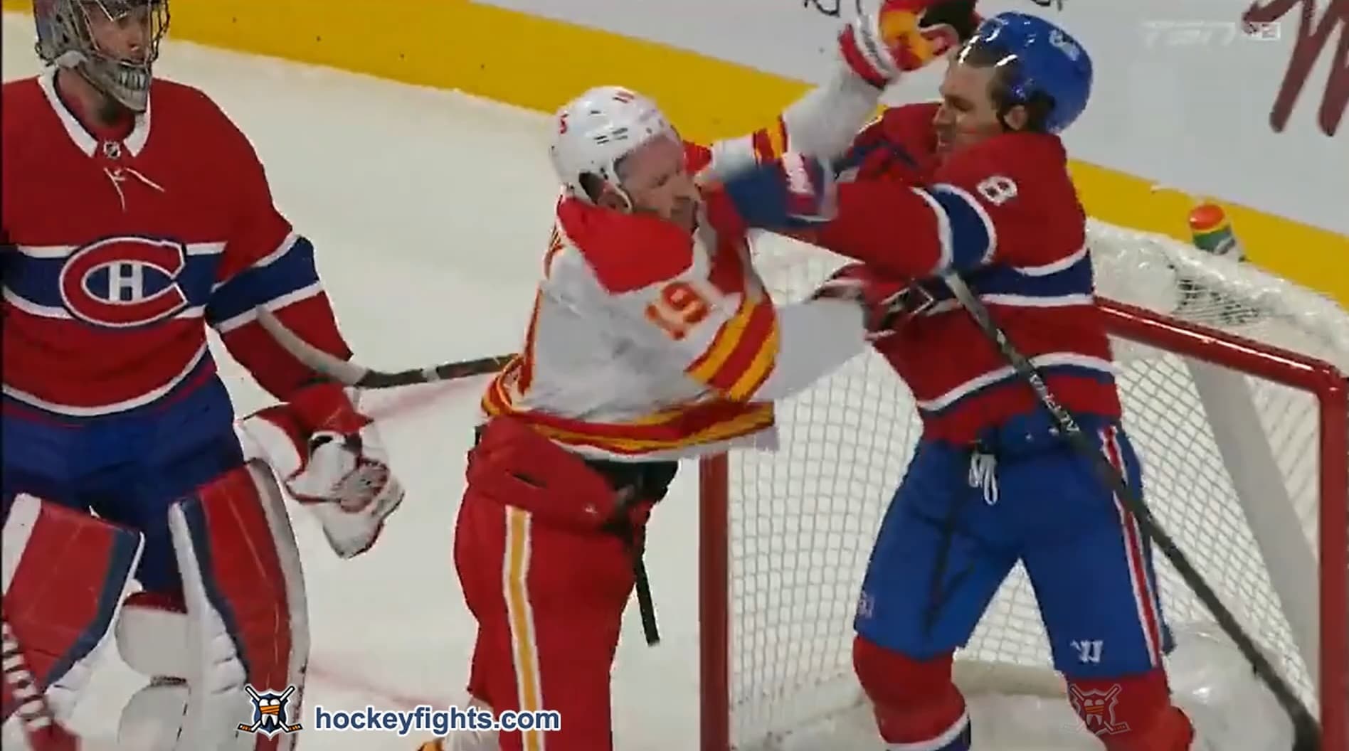 M. Tkachuk (CGY) vs. B. Chiarot (MTL)