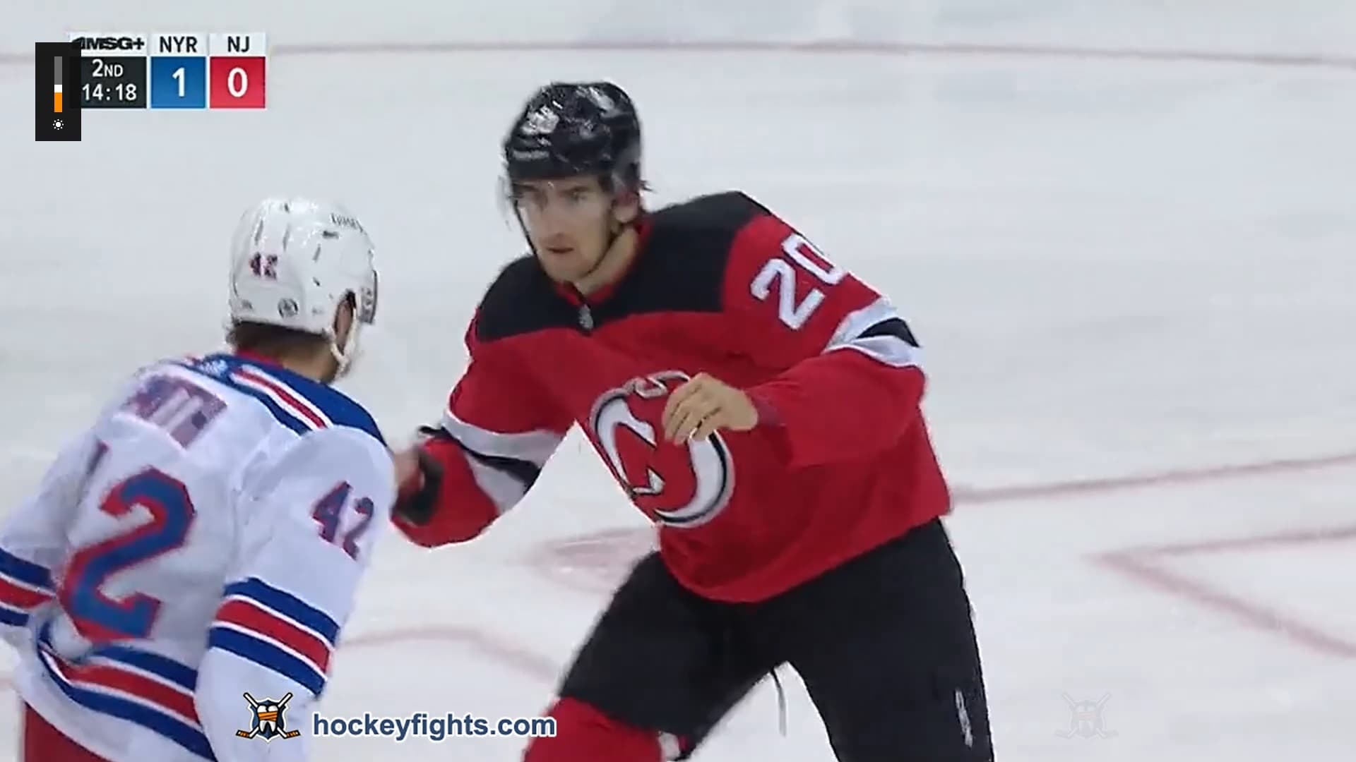 B. Smith (NYR) vs. M. McLeod (NJD)