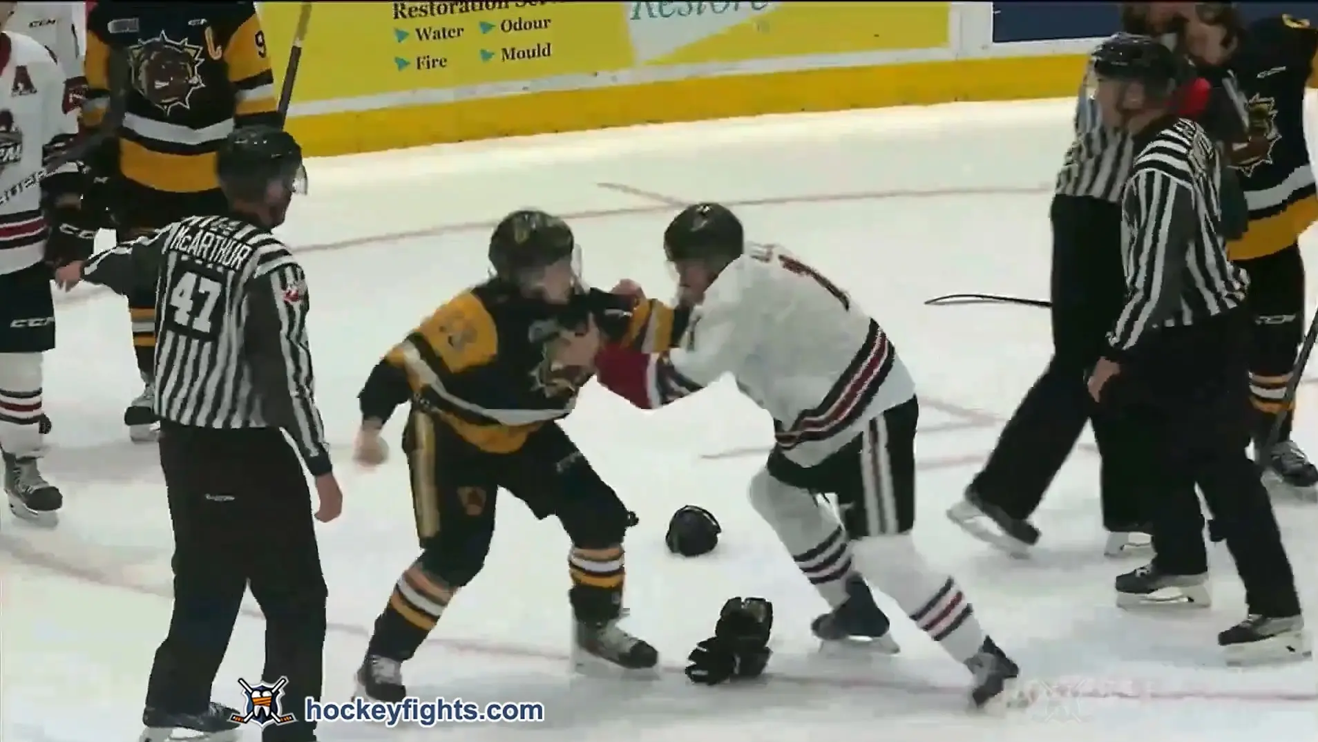 A. Hayes (BRA) vs. C. Allen (GUE)